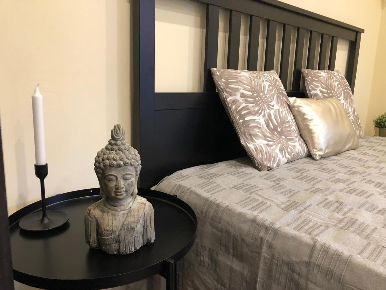 Black & White Apartments • Black Eger Bagian luar foto